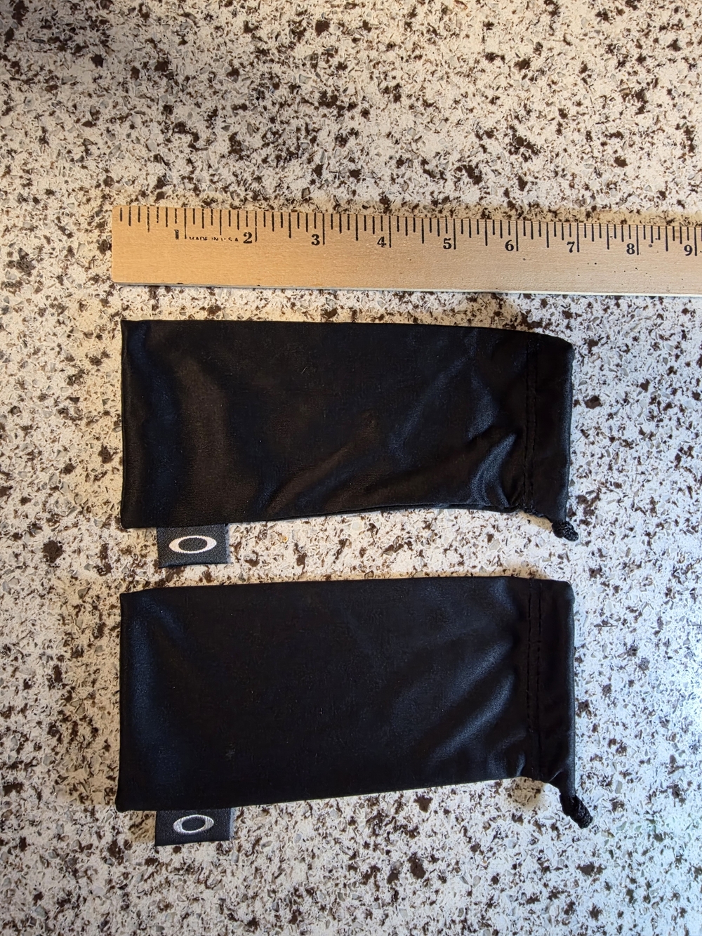 Oakley Men's Soft Glasses Case (Microbag)